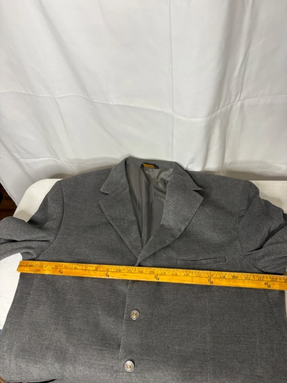 Zacchi Classico Italiana Mens Gray Suit Cashmere Feel USA Versace Like Buttons